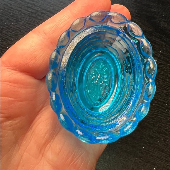 Vintage Miniature Blue Topaz Glass Hen on Nest Salt Cellar Westmoreland USA - Picture 10 of 11